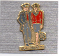 Pin´s  SNCF  E C T . NANCY  ( Couple ) - TGV