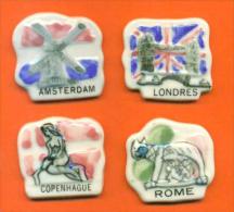 Lot De 4 Feves Porcelaine Sur Les Villes D'europe - Pays