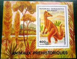 MADAGASCAR, Prehistoire, Animaux Prehistoriques, (Yvert BF 50)  MNH, Neuf Sans Charniere - Vor- U. Frühgeschichte