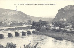 FRANCHE COMTE - 25 - DOUBS - COUR LES BAUME  Près De BEAUME LES DAMES - 5000 Hab. - Le Pont Petite Déchirure Milieu Bas - Baume Les Dames