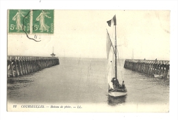 Cp, Bateaux, Courseulles (14) - Bateau De Pêche, Voyagée 1916 - Fishing Boats