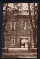 RB 986 - J. Salmon Postcard - College Entrance - Eton College - Near Windsor Berkshire - Andere & Zonder Classificatie