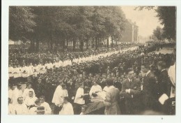 Brussel Koekelberg   *   Cérémonie De Reconnaissance Nationale - Le Salut - Arrivée Des Seminaristes - Koekelberg