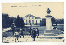 Delcampe - MONTAIGU. - Place De L'Hôtel De Ville - Montaigu