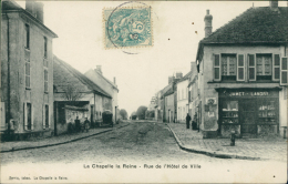 77 LA CHAPELLE LA REINE / La Rue De L'Hôtel De Ville / - La Chapelle La Reine