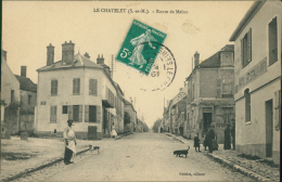 77 LE CHATELET EN BRIE / La Route De Melun / - Le Chatelet En Brie