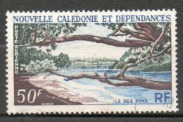 N CALEDONIE  P Aérienne 50f Violet Brun Vert Bleu 1964  N°75 - Gebraucht