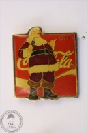 Vintage Coca Cola Coke Advertising 1974 Christmas Santa Claus - Wilson Marketing 1985 - Pin Badge #PLS - Coca-Cola