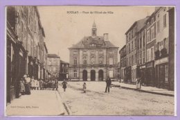 57 - BOULAY --  Place De L'Hôtel De Ville - Boulay Moselle