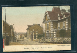 Delcampe - 95 - Groslay : Rue De Paris - Passage à Niveau - Groslay