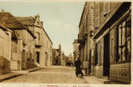 Dépt 89 - SERGINES - Rue Des Treilles - Animée - Sergines