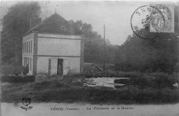 La Fontaine Et Le Moulin - Veron