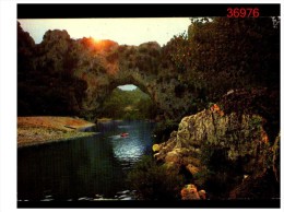 Le Pont D´arc - Vallon Pont D'Arc