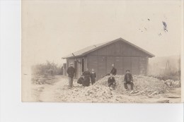 MAGNEUX   -  Un Groupe Qui Pose En 1920    ( Carte-photo ) - Other & Unclassified