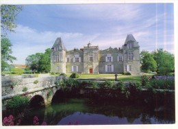 33  Gironde Cantenac Margaux  Château D´ISSAN  (Grand Cru Classé En 1855 Mme Emmanuel Cruse Propriétaire) TBE - Margaux