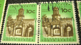 South Africa 1961 Kasteel Kaapstad 10c X2 - Used - Used Stamps