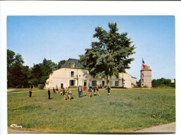 Delcampe - CP - COURTENAY (45) CHATEAUX DE VAULXFINS COLONIES DE VACANCES DE LA VILLE DE MAISON ALFORT - Courtenay