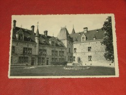 BRAIVES  -  " Quiétude "  Château De Fallais  - Une Partie Du Château , Cour Intérieure - Braives