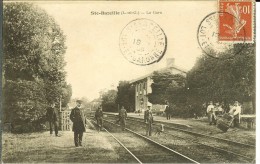 CPA  SAINTE-BAZEILLE  La Gare 10147 - Saint Just Saint Rambert