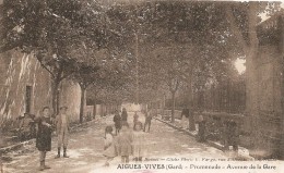 AIGUES VIVES (Gard) - Promenade - Avenue De La Gare - Aigues-Vives