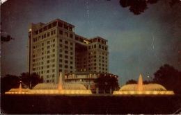 1969 HOUSTON TX THE MECOM FOUNTAIN AT DUSK FP V SEE 2 SCANS - Houston