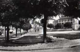 69  COURS Place De La Republique - Cours-la-Ville