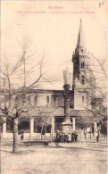 PUYLAURENS - L´Eglise Et La Place De L´Eglise - Puylaurens