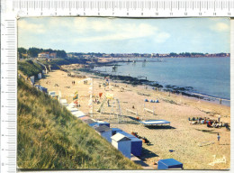 THARON  PLAGES  -  Un Coin De La Plage  - Jeux D Enfants  - Cabines - Tharon-Plage