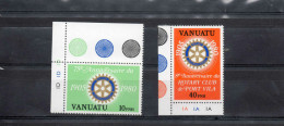 VANUATU : 75 Ans Du "Rotary International" Et 8 Ans Du Rotay Club De Port-Vila - Emblème Du Rotary - Légende Française - - Vanuatu (1980-...)