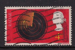 GB 1967 QE2 4d Inventions Error Broken Scale SG 752a CV £45. ( 1325 ) - Variétés, Erreurs & Curiosités