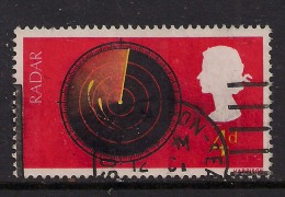 GB 1967 QE2 4d Inventions Error Broken Scale SG 752a CV £45. ( 1327 ) - Variétés, Erreurs & Curiosités