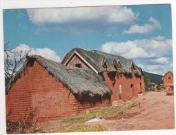 Villages Typiques Des Hauts Plateaux , Tananan´ Imerina , écrite - Madagascar