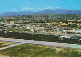 06 NICE, Vue Aérienne De L'aéroport, Carte Couleurs, Glacée, Gd Format - Transport Aérien - Aéroport