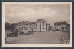 - CPA 43 - Loudes, Monument Aux Morts De La Guerre - Place De L'hôtel - Route Du Puy - Loudes