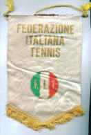 W148 / AUTOGRAPH - SPORT Federazione Italiana Tennis - 15.5 X 23 Cm Wimpel Fanion Flag Italia Italy Italie Italien - Handtekening