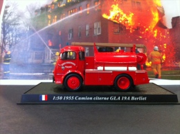 COLLEZIONE CARRI DEI POMPIERI - VIGILI DEL FUOCO DEL PRADO - FRANCIA Fire Engine 1955 Camion Citerne GLA 19A Berliet - Massstab 1:72