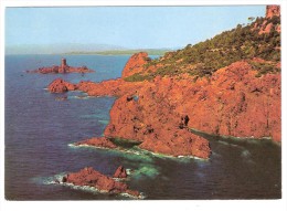 Delcampe - La Corniche D'Or,LE DRAMONT, Var; L'ile D'Or Et Les Roches Rouges; 1979, Postée De St Aygulf ,TB - Saint-Aygulf