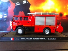 COLLEZIONE CARRI DEI POMPIERI - VIGILI DEL FUOCO DEL PRADO - FRANCIA 1999 FPTHR RENAULT M 210-14 CAMIVA SCALA 1:72 - Schaal 1:72