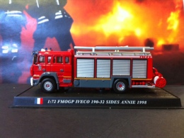 COLLEZIONE CARRI DEI POMPIERI - VIGILI DEL FUOCO DEL  PRADO - FRANCIA FMOGP IVECO 19032 SIDES ANNIE 1998 SCALA 1:72 - Echelle 1:72