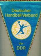 W164 / SPORT - Handball Hand-Ball  Balonmano DHV DDR - 24 X 39 Cm.  Wimpel Fanion Flag Deutschland Germany Allemagne - Handbal