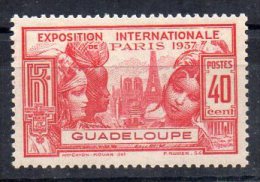GUADELOUPE N°135 Neuf Charniere Ou Adhérences - Unused Stamps
