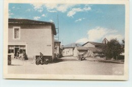 SAINT GERVAIS  - Centre Bourg,une Moto. - Sonstige & Ohne Zuordnung