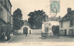 ( CPA 91)  ANGERVILLE  /  Place Tessier  - - Angerville