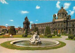 BF13976 Wien Museum Mit Maria Theresia Denkmal Austria Front/back Image - Museos