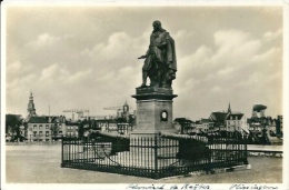 Postcard (Places) - Netherlands Vlissingen Admiral Michiel Adriaenszoon De Ruyter - Vlissingen