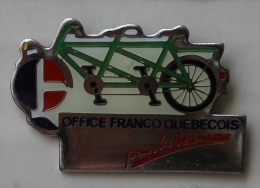 Pin´s Pins Pin Cyclisme Cycling Office Franco Quebecois . Tandem - Radsport