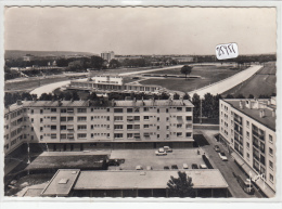 CPM GF -  95  - Soisy Sous Montmorency - Immeuble Avenue Kellermann Et Champ De Courses ( Défaut) - Soisy-sous-Montmorency