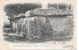 Environs De SAUMUR - BAGNEUX - Le Grand DOLMEN - Dolmen & Menhirs