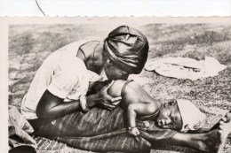 Niger Avec Timbre Cote D'Ivoire Carte Ecrite En 1958 Bebe Recevant Un Lavement - Niger