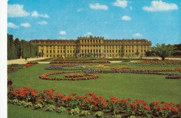 BF14604 Schonbrunn Schloss Und Bluimenparterre Austria  Front/back Image - Schloss Schönbrunn